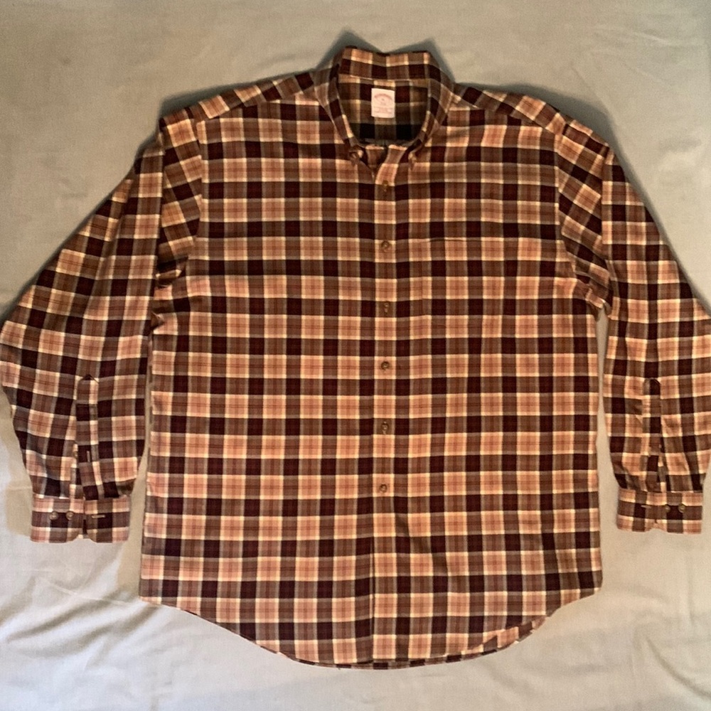 Brooks Brothers 346 All Cotton Button Down Long Sleeve Shirt. A classic!
